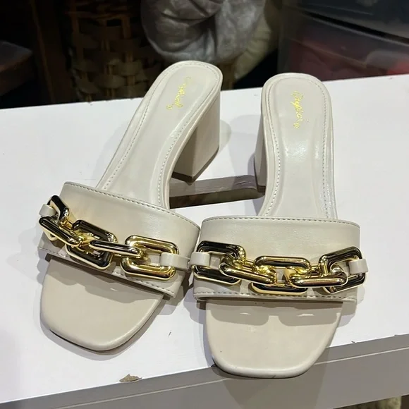 Katen Heels - Picture 5 of 11